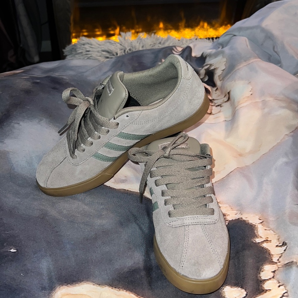 adidas suede casual sneakers